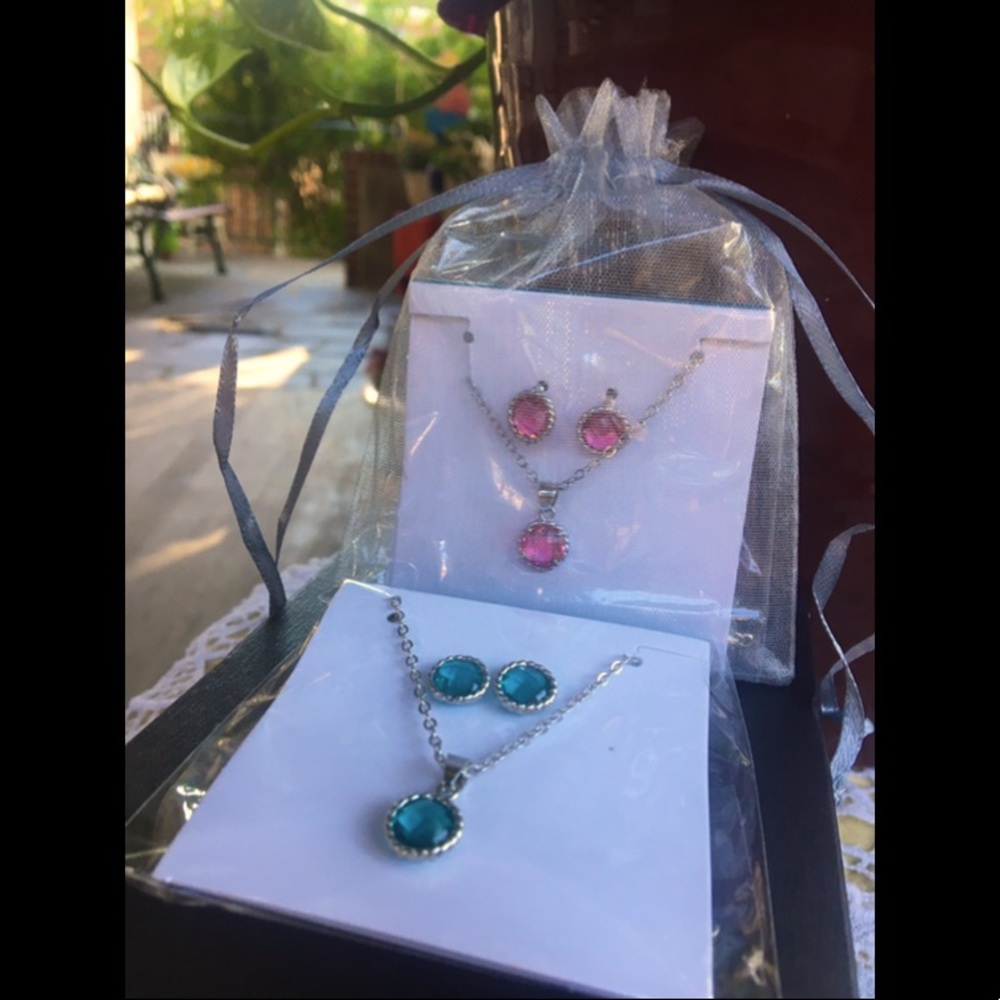 New EFFY Aqua or Pink fashion JEWELRY SET stud EARRINGS and NECKLACE w/ PENDANT